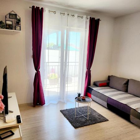 Ena Apartment Turanj Ngoại thất bức ảnh