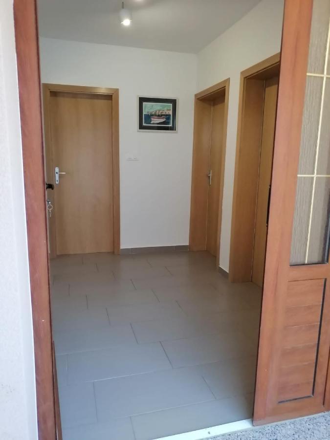 Ena Apartment Turanj Ngoại thất bức ảnh