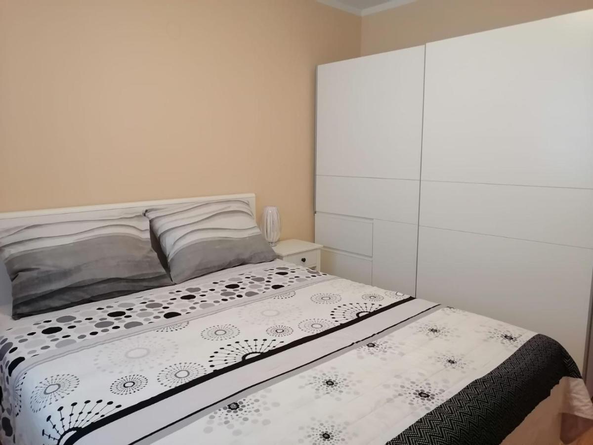 Ena Apartment Turanj Ngoại thất bức ảnh