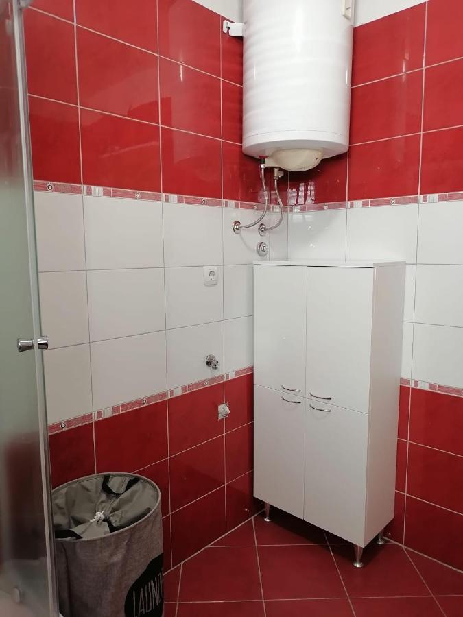 Ena Apartment Turanj Ngoại thất bức ảnh
